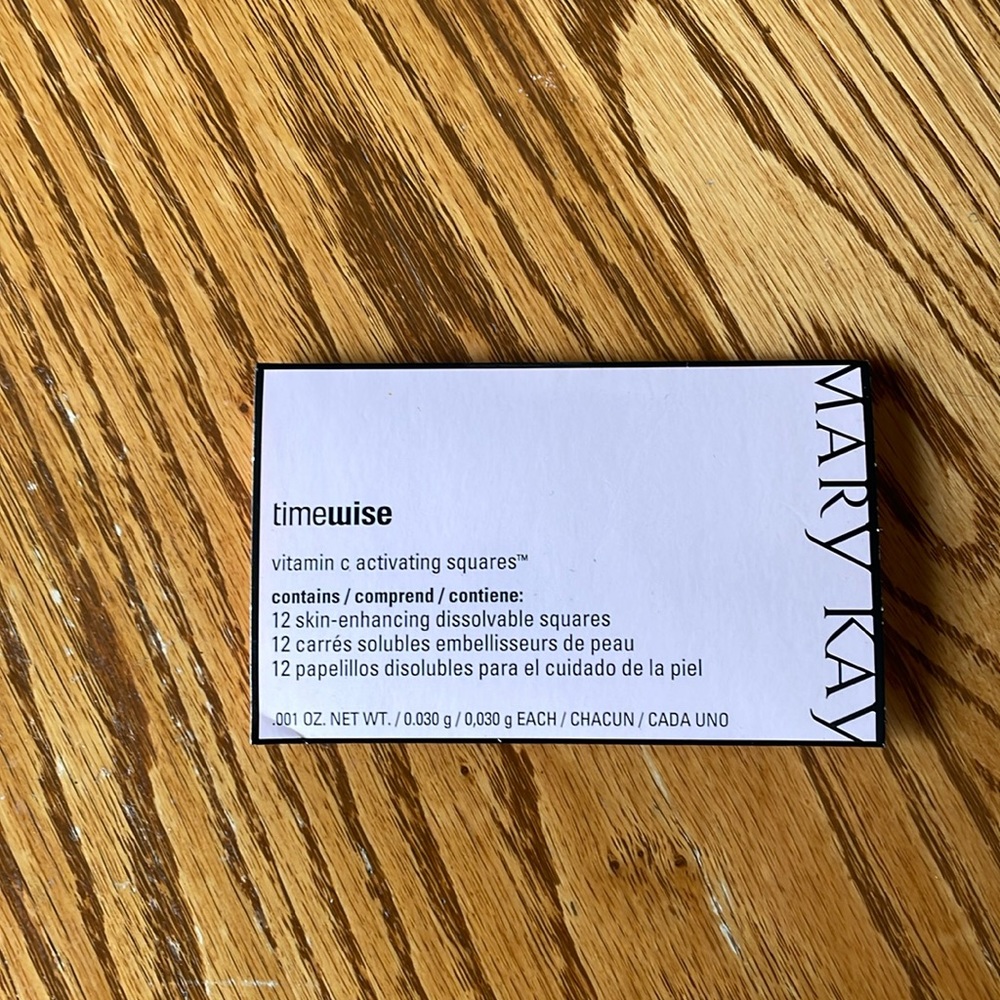 Mary Kay timewise, vitamin C, activating squares